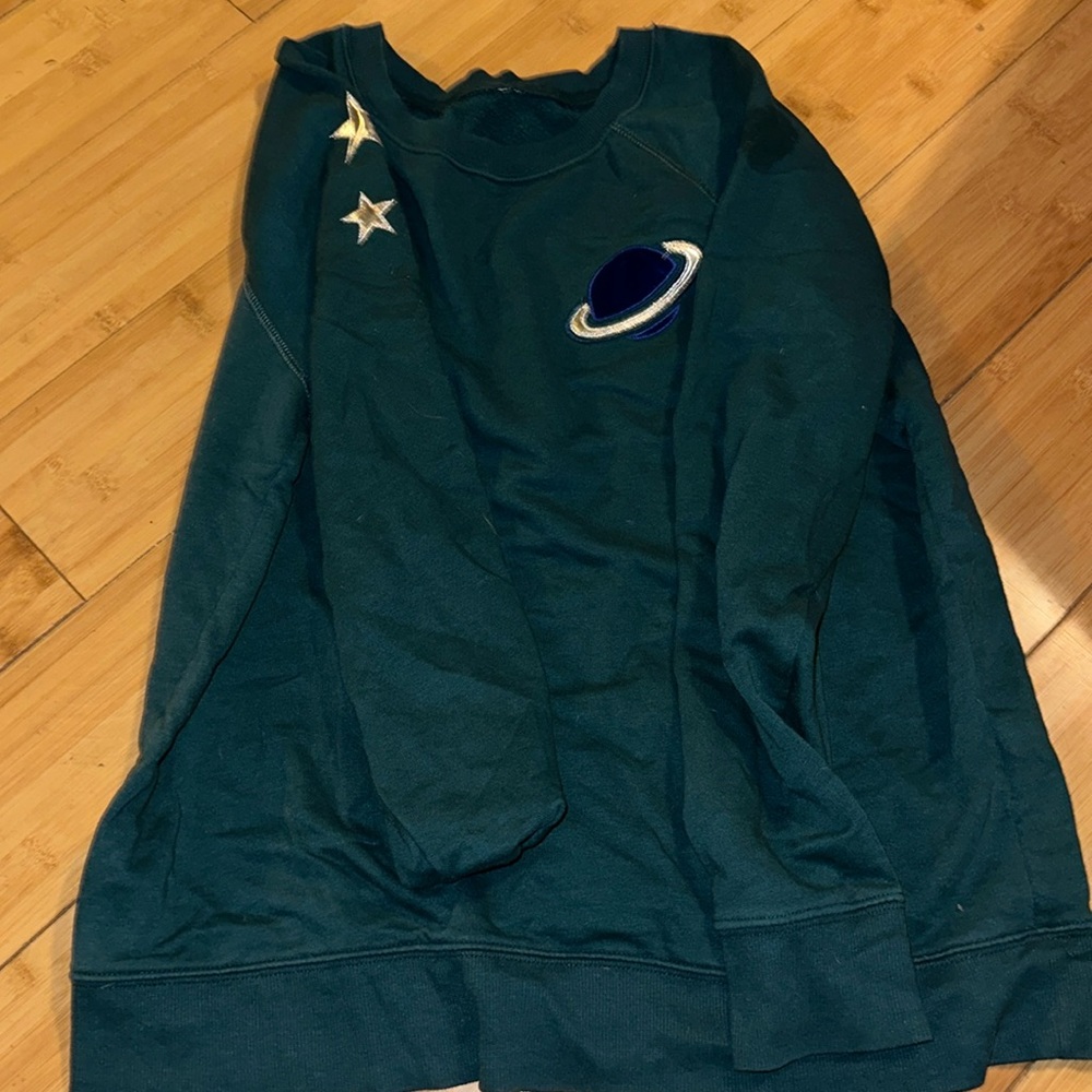 planet shirt